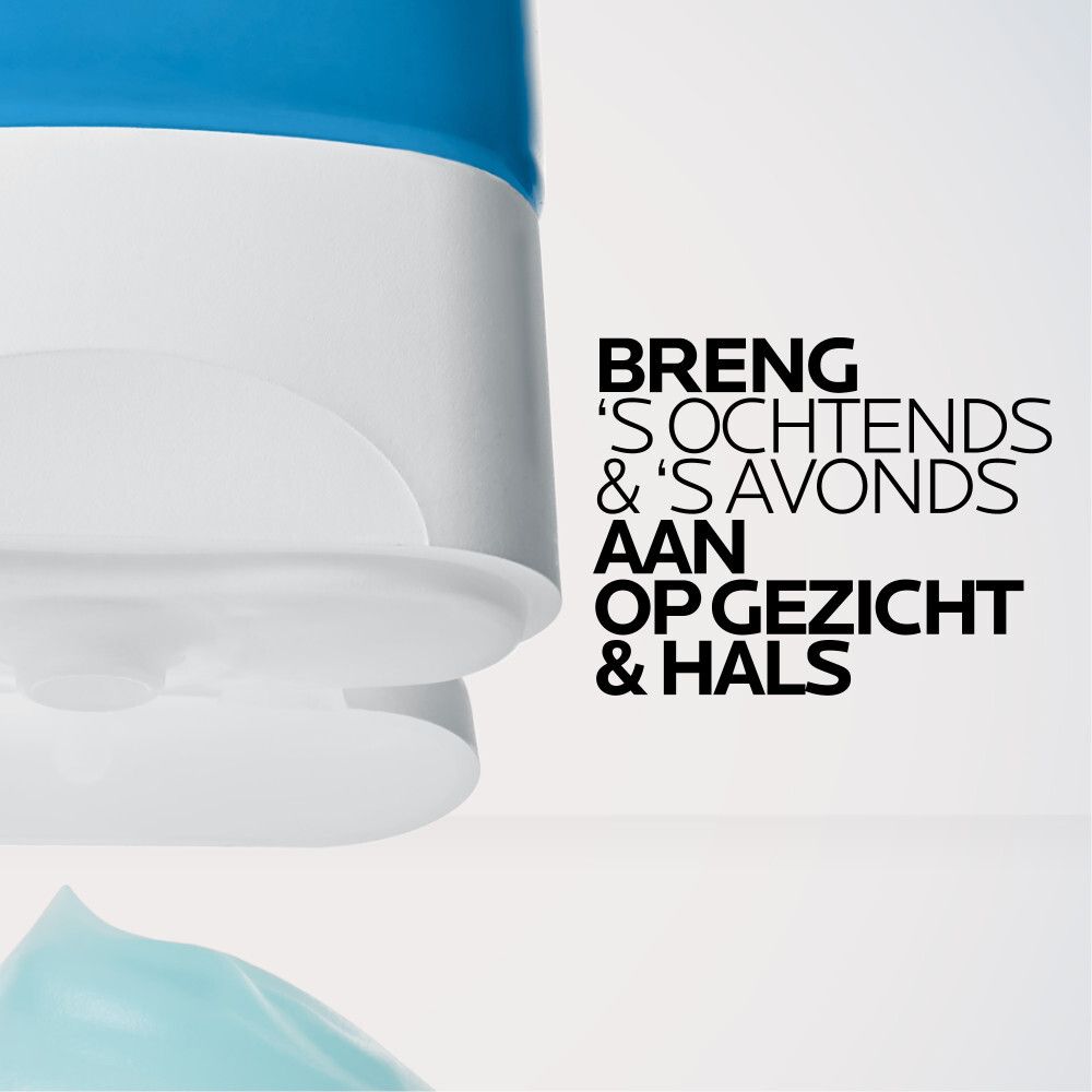 Close-up. Tekst: Breng 's ochtends & 's avonds aan op gezicht & hals.