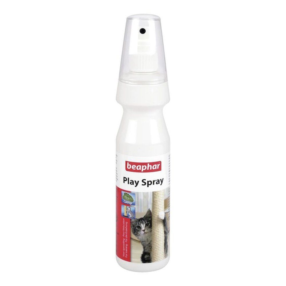 Witte spuitfles met transparante sproeikop. Etiket toont merk, productnaam en een kat bij een krabpaal.