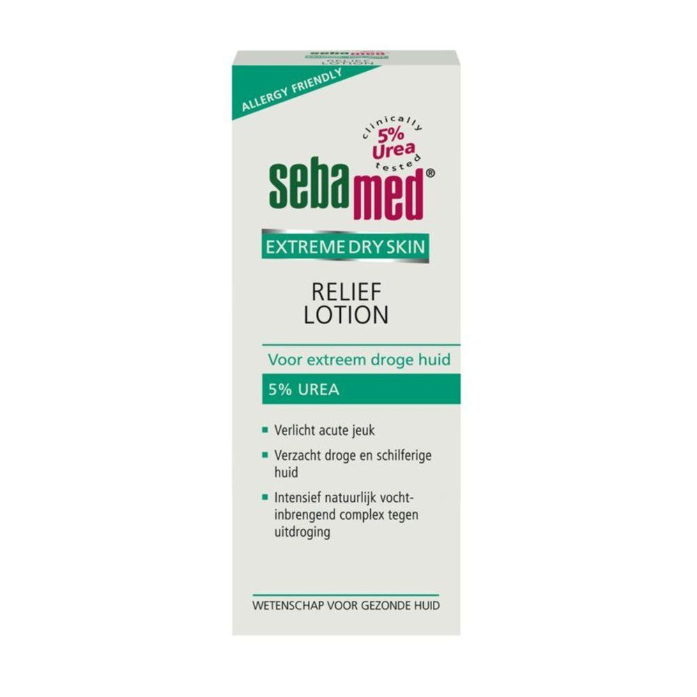 Witte doos met Sebamed-logo en tekst "Extreme Dry Skin Relief Lotion". Bevat 5% ureum. Getest op allergieën.