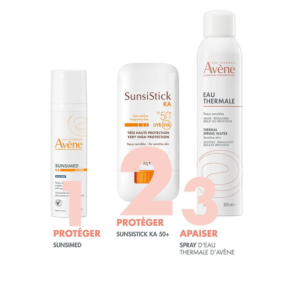 Trois produits solaires Avène : Sunsimed, SunsiStick KA 50+ et Spray d'eau thermale.
