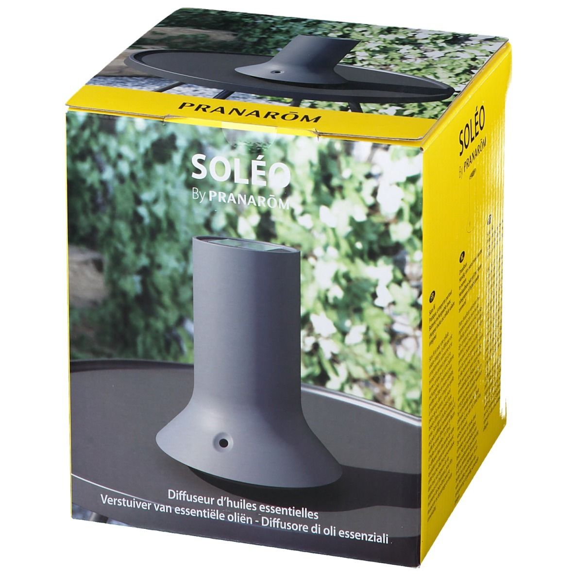 Grijze diffuser in verpakking. Opschrift: SOLEO by PRANAROM. Tekst: Diffuseur d'huiles essentielles.