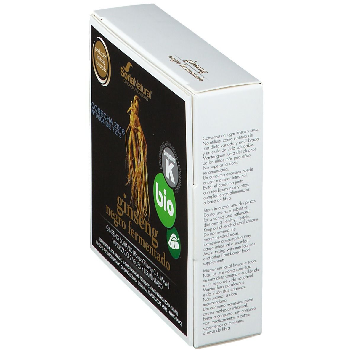 Schuin geplaatste kartonnen verpakking. Opschriften: Ginseng negro fermentado, Bio-label, Soria Natural.
