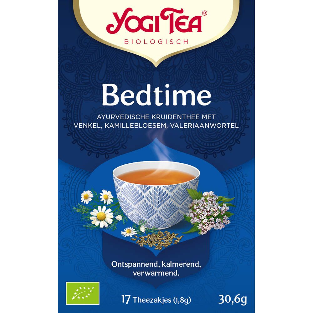 Yogi Tea® Bedtime doos. Blauwe verpakking met naam en ingrediënten. 17 theezakjes, 30,6g. Bio-keurmerk.