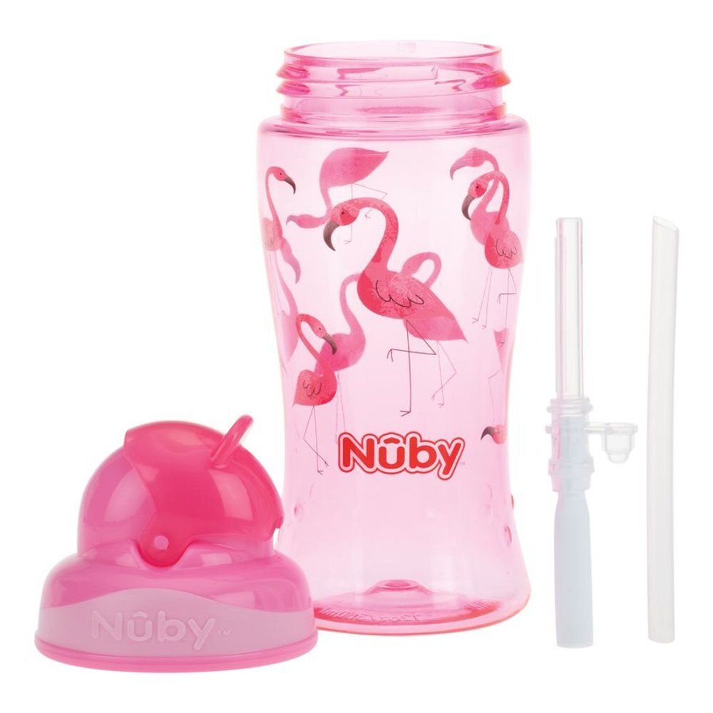 Roze drinkfles met flamingo-patroon, deksel en rietje. De naam Nûby is zichtbaar.