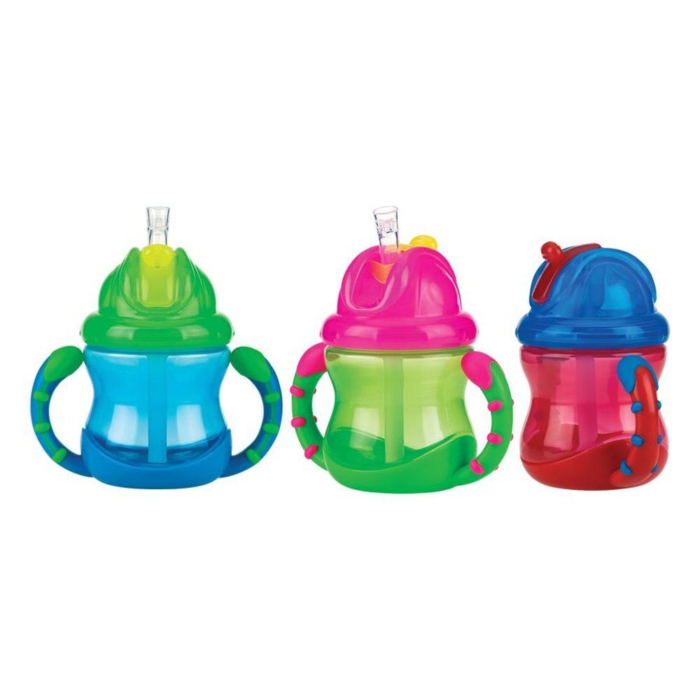 Trois gobelets anti-goutte colorés avec poignées et pailles. Vert, bleu et rose. Couvercles rabattables.