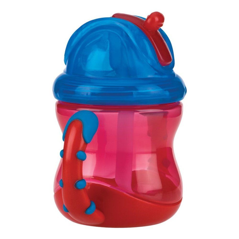 Rode en roze drinkbeker met blauw deksel en handvatten. Met rietje. Blauwe details.