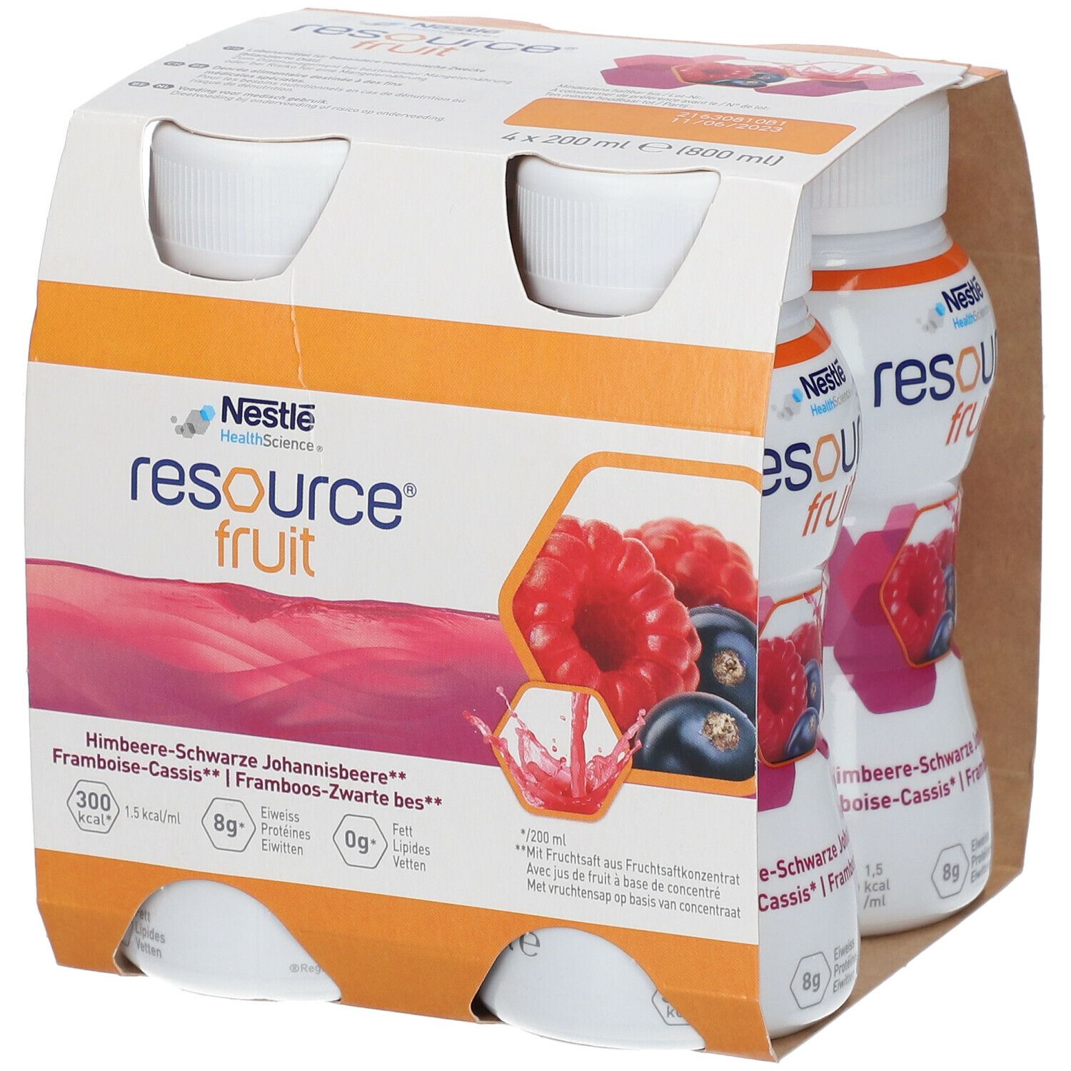Verpakking met vier flessen. Opschrift: Resource Fruit, Framboos-Zwarte bes. Afbeelding van frambozen en zwarte bessen.