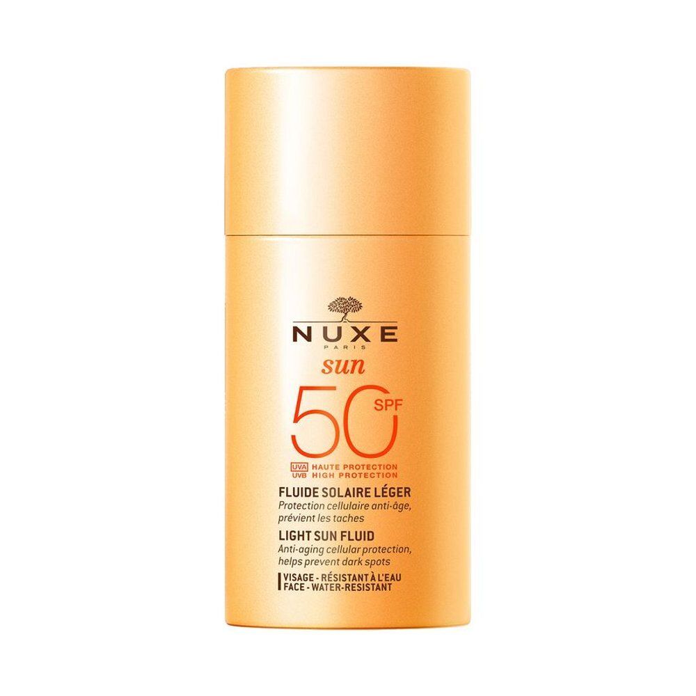 Nuxe Sun Fluide Solaire Léger SPF50 crème solaire dans un flacon orange.