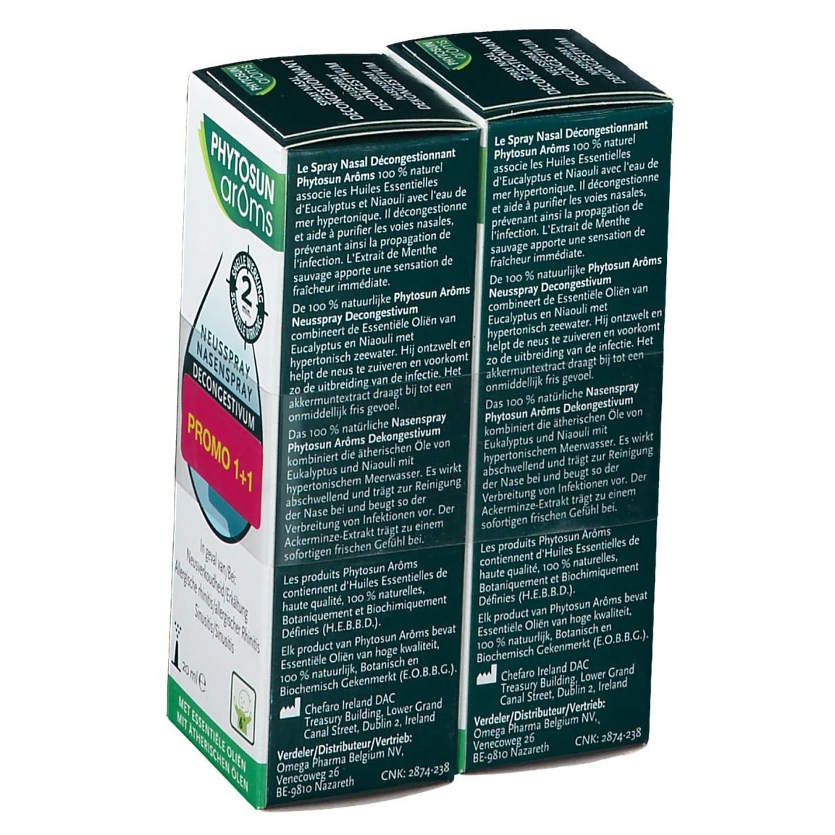 Achterkant van twee verpakkingen Phytosun Aroms Neusspray Decongestionnant. Tekst in het Duits en Frans. Bevat essentiële oliën. 20 ml. Promo 1+1.