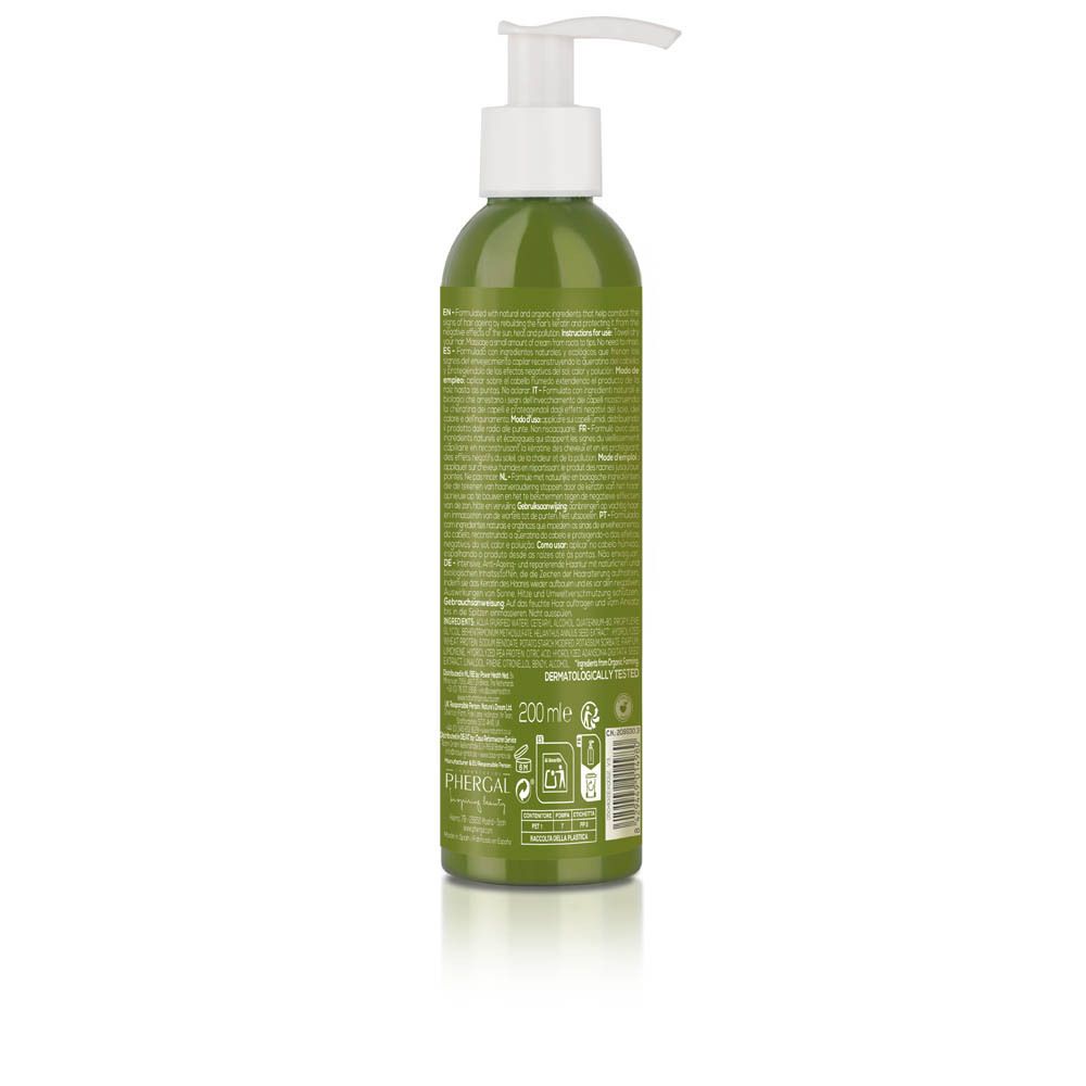 Groene fles met pomp. Achterkant met tekst. Merk PHERGAL, 200 ml.