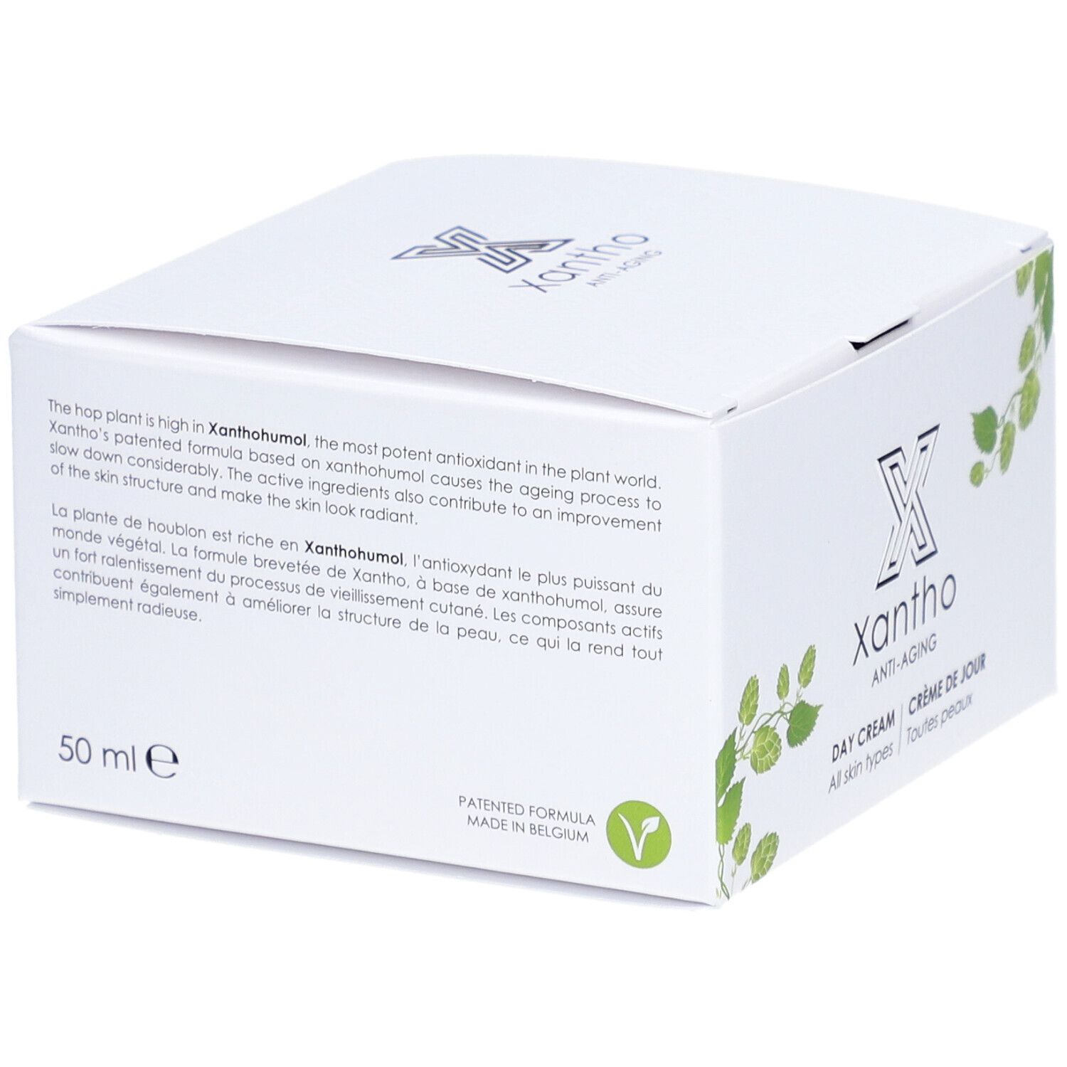 Boîte blanche Xantho Crème de Jour anti-âge. Texte sur les ingrédients et les effets. 50ml. Label vegan.