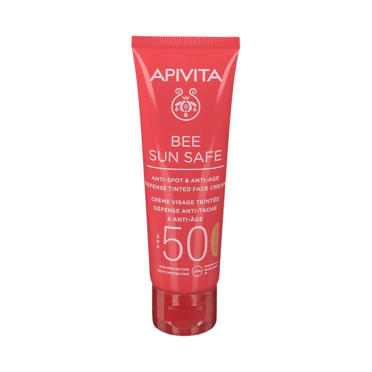 Rode tube met witte tekst. Opschrift: APIVITA, BEE SUN SAFE, Anti-vlekken & Anti-age, getinte gezichtscrème, SPF 50.