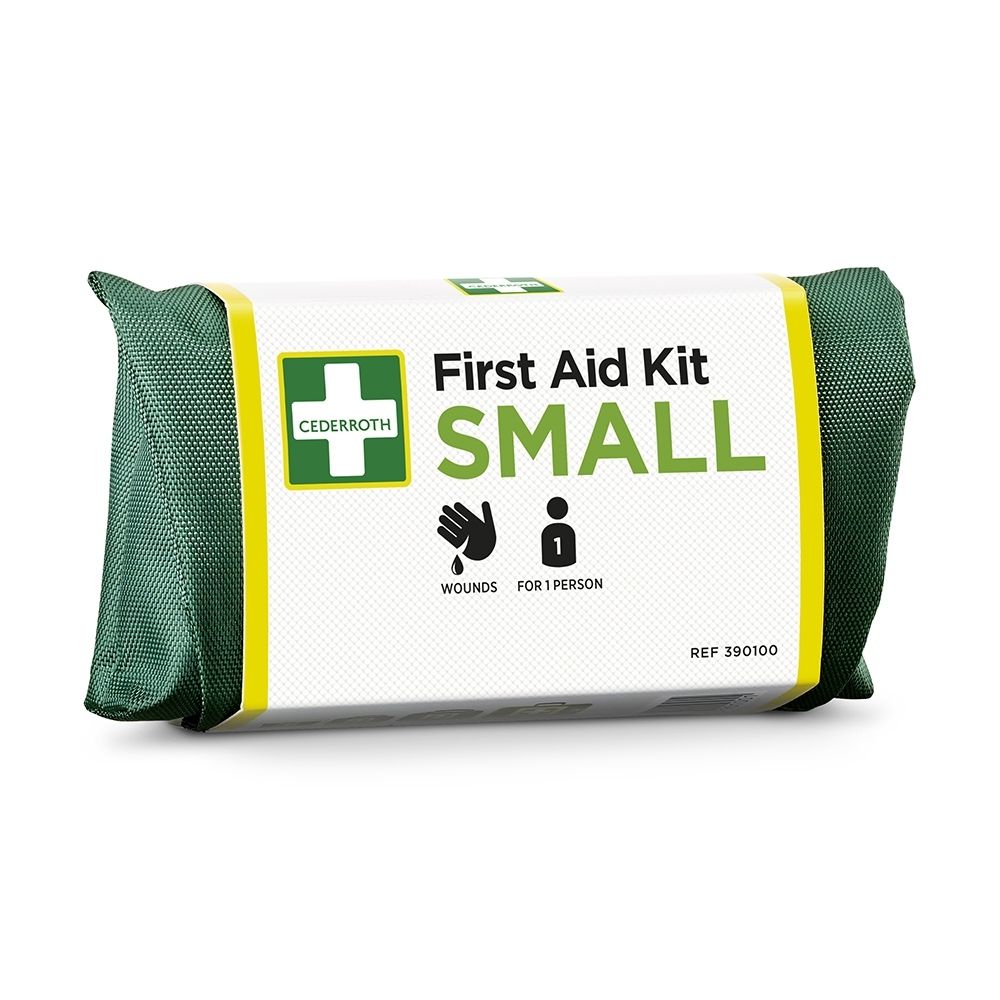 Trousse de premiers secours verte avec étiquette blanche, logo Cederroth et mention 'First Aid Kit SMALL'.