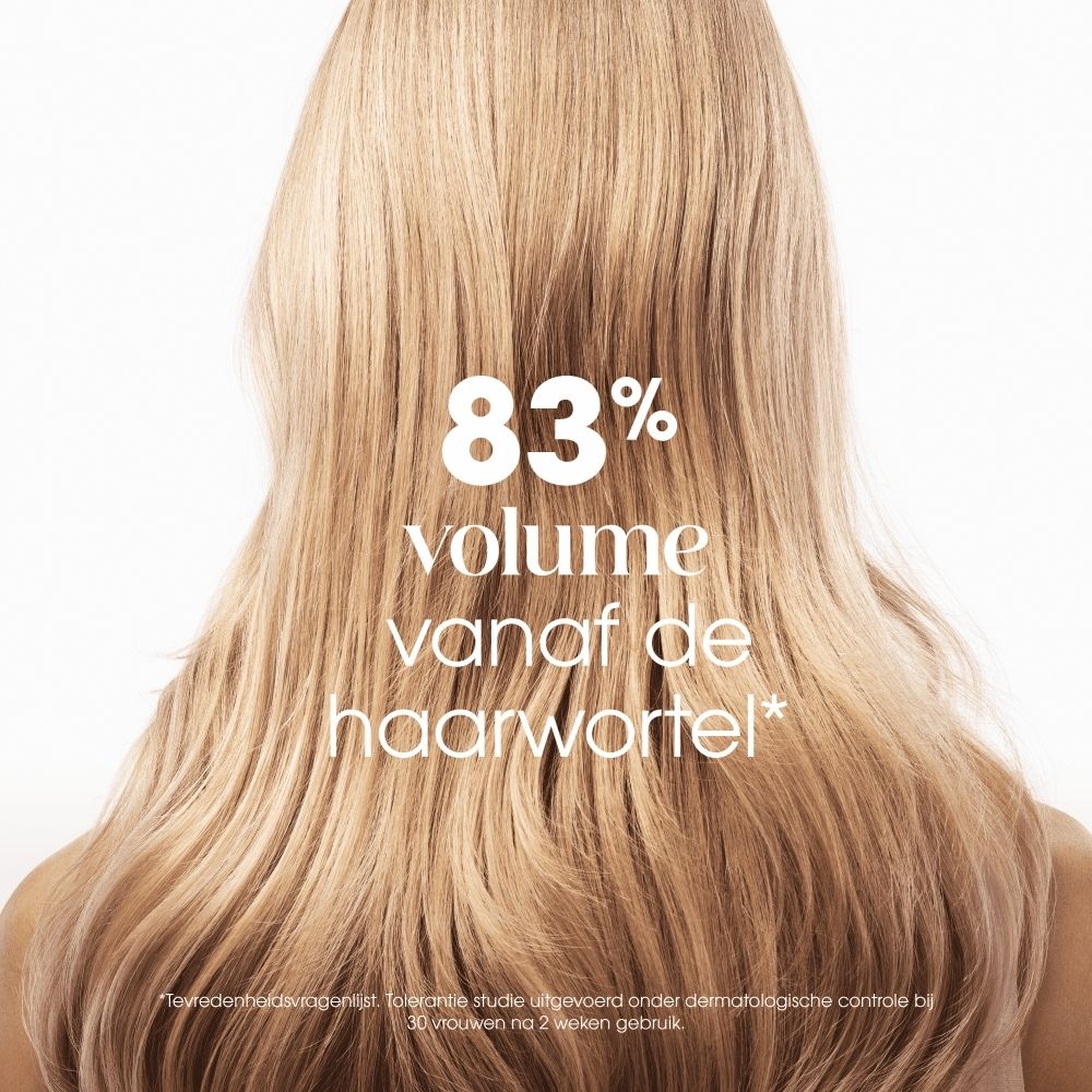 Klorane BIO Lijnzaad Volume Shampoo fles met illustratie van vlasbloemen en vermelding 'Volume, Shampooing gainant & volumisant'.