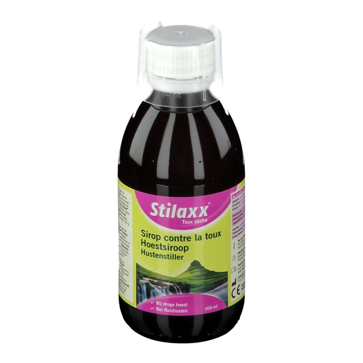 Bruine fles met witte dop. Opschrift: Stilaxx, hoestsiroop. Groen etiket met landschap. 200 ml.
