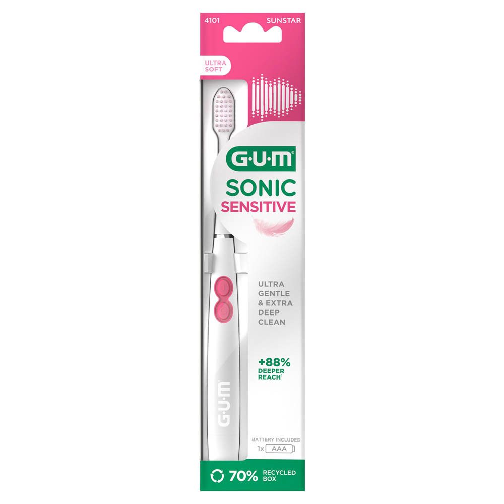 G.U.M. Sonic Sensitive tandenborstel in verpakking. Witte behuizing, roze borstelharen. Tekst: Ultra Soft, +88% deeper reach.