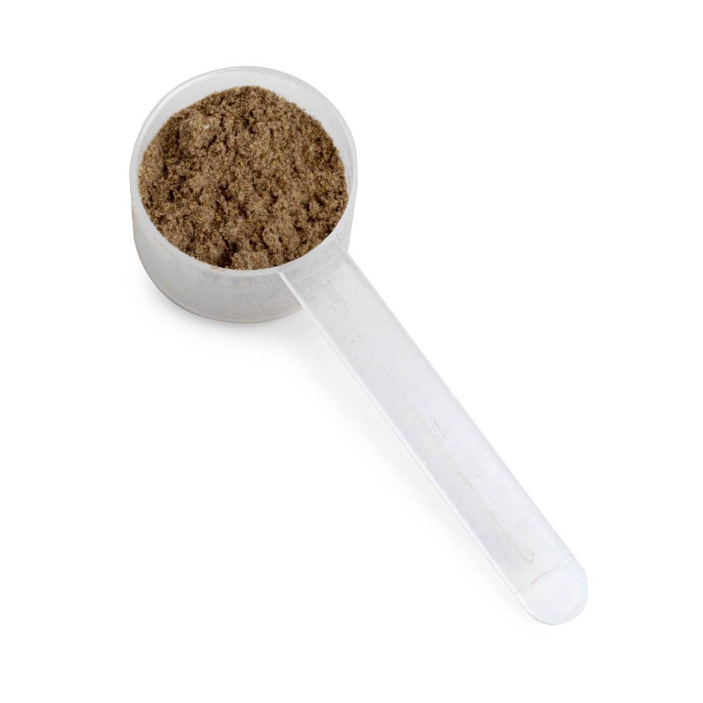 Witte pot met deksel en maatlepel. Maatlepel met bruin poeder. Opschrift: Fiber Complete, Biotics Research.