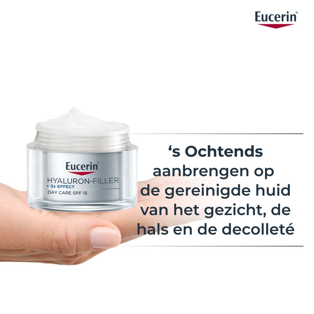 Eucerin Hyaluron-Filler Dagcrème in de hand, klaar voor gebruik.