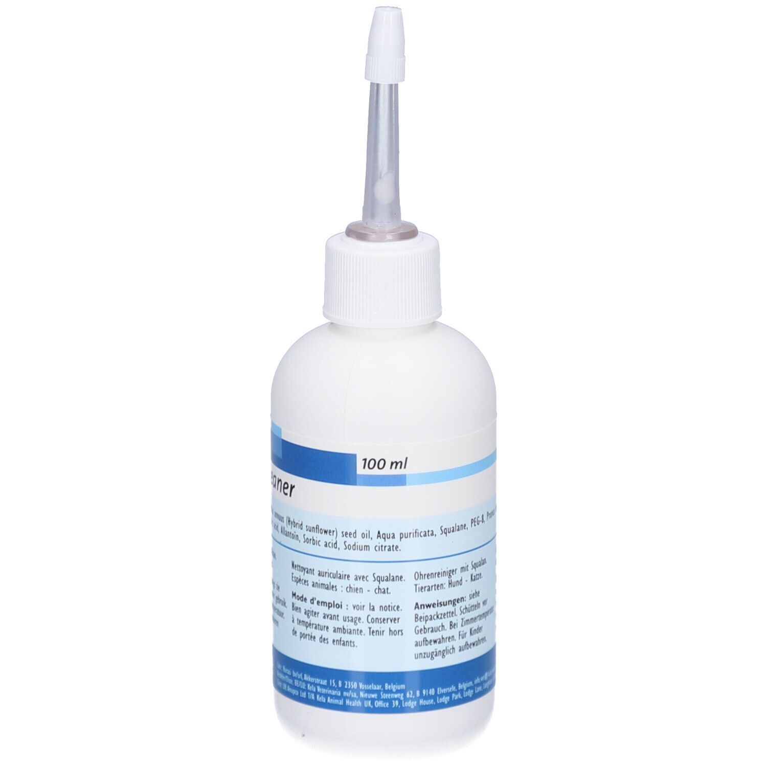 Witte fles met applicator. Blauwe etiketten met tekst. Kela Auri Cleaner, 100 ml.