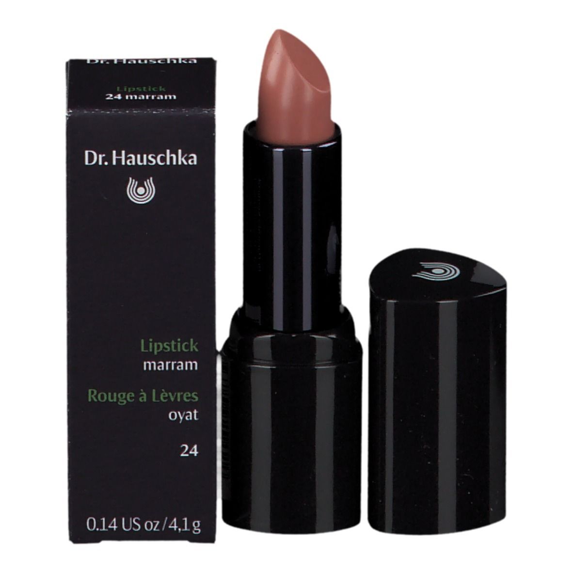Lipstick en verpakking. De lipstick is lichtbruin in een zwarte huls. De verpakking toont tekst en een logo.