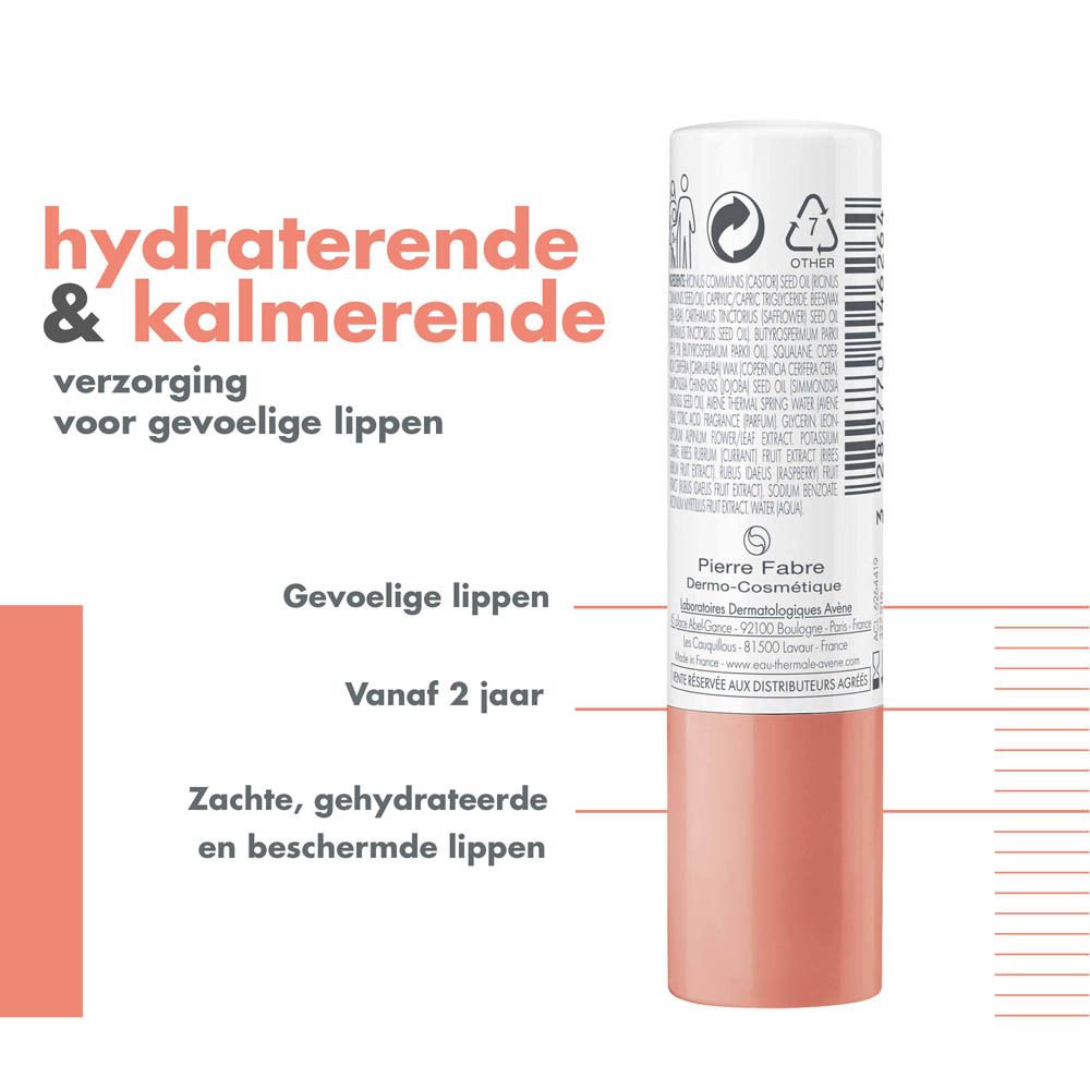 Achterkant van de lippenstift. Tekst: hydraterende & kalmerende verzorging voor gevoelige lippen. Vanaf 2 jaar.