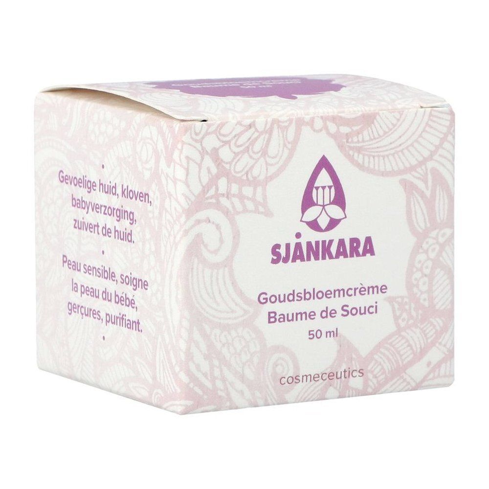 Productverpakking, doos met logo, productnaam en 50 ml. Tekst over huidverzorging.