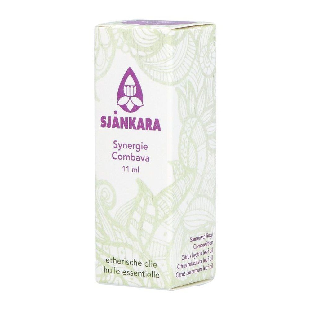 Sjankara Combava Synergie verpakking. Logo, productnaam, 11 ml. Ingrediënten en tekst: 'etherische olie'.