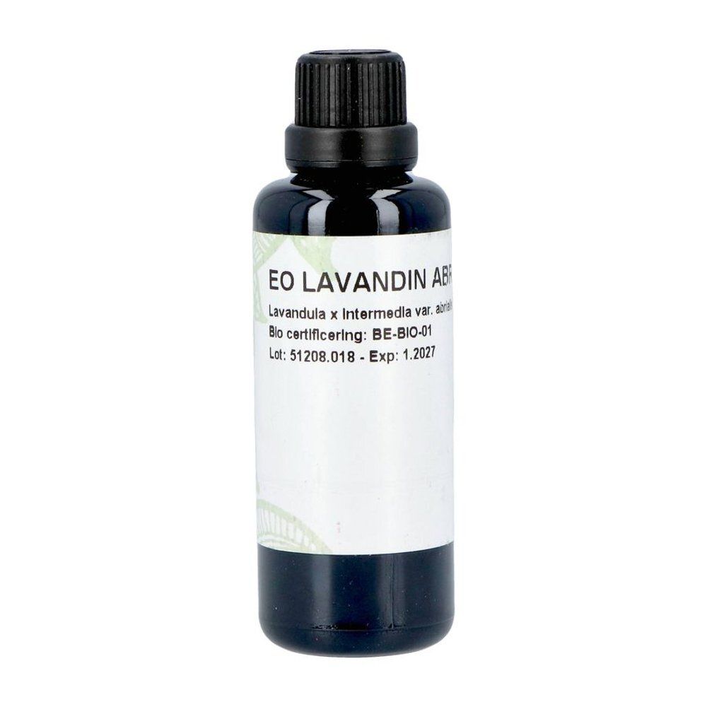 Flacon bleu foncé avec bouchon noir. L'étiquette indique "EO LAVANDIN AB". D'autres informations sont indiquées sur l'étiquette.
