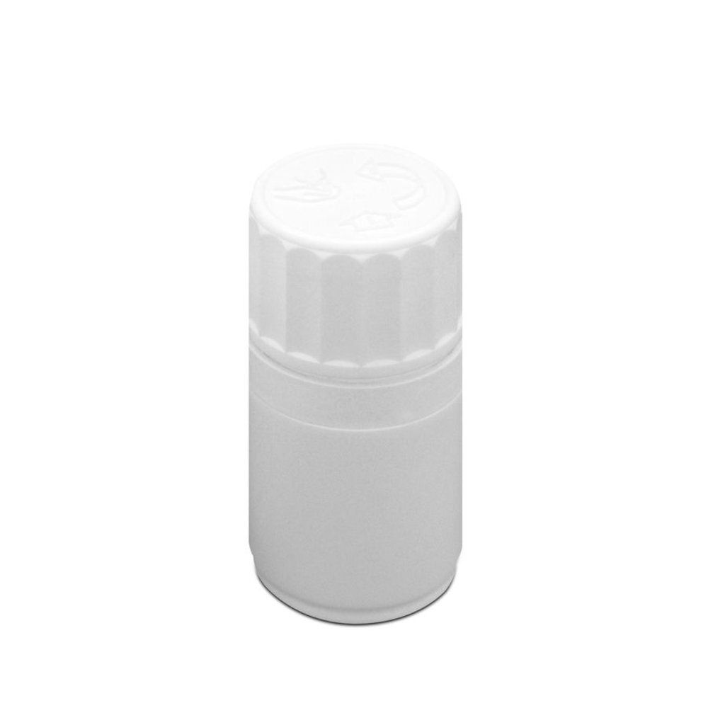Witte pillenpot met kindveilige sluiting. Cilindrische vorm, geribbelde deksel. Pijl- en handsymbool op deksel.