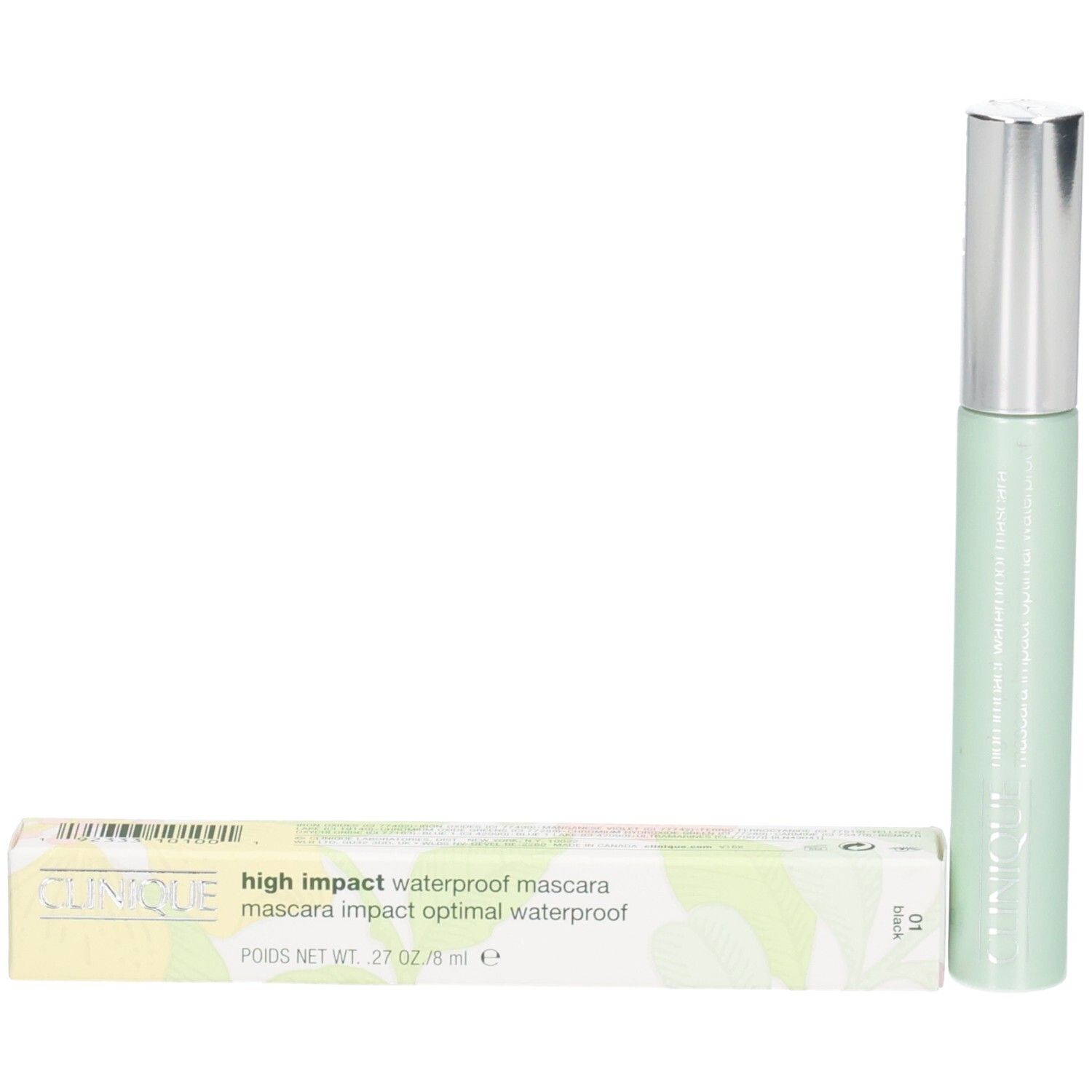 Flacon cosmétique vert clair avec bouchon argenté et emballage. Inscription CLINIQUE.