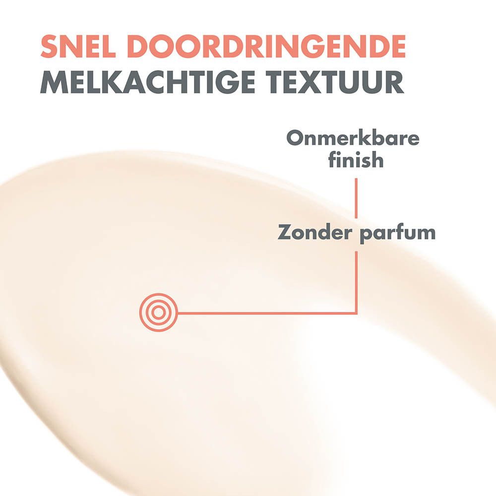 Melkachtige textuur met onzichtbare finish en zonder parfum.