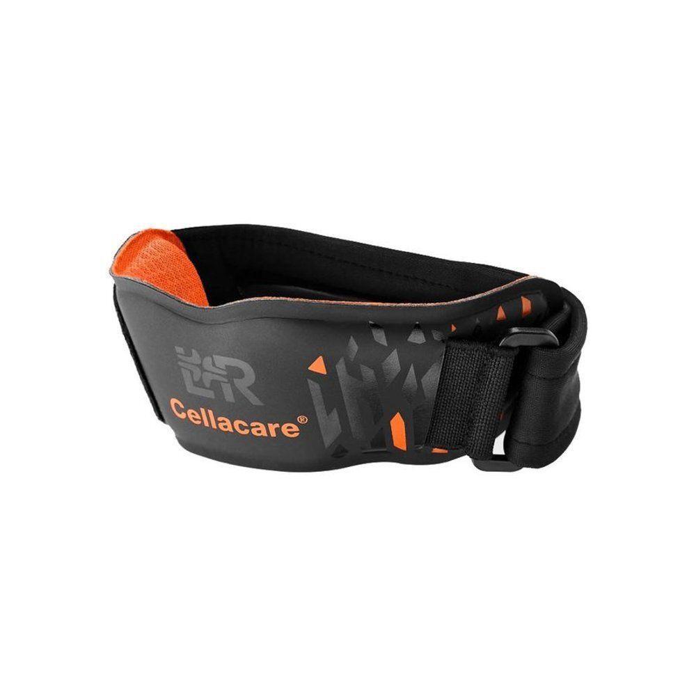 Genouillère noire avec détails orange. Logo Cellacare et fermeture velcro visibles.