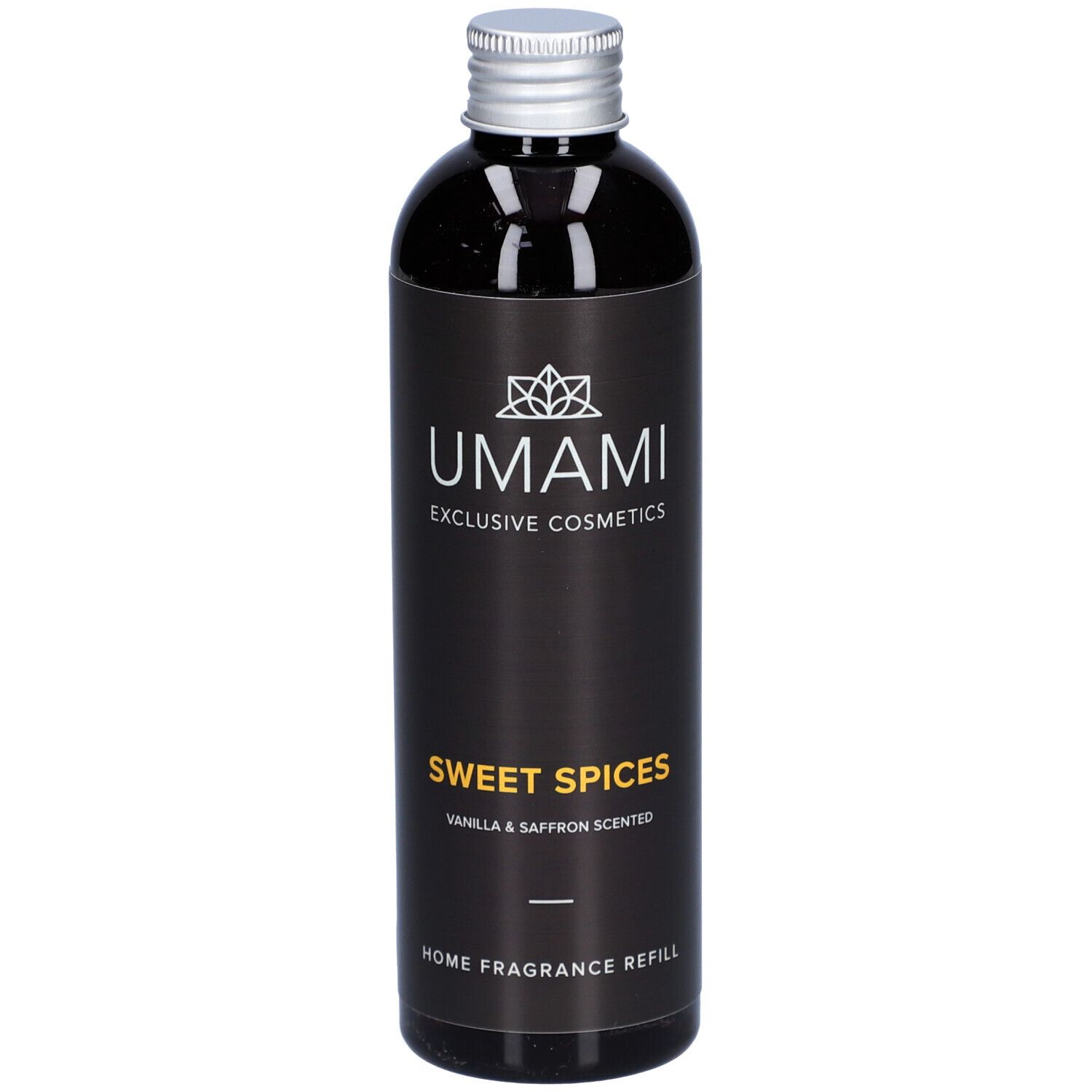 Donkere fles met zilveren dop. Opschrift: UMAMI, Sweet Spices, Vanille & Saffraan. Home Fragrance Refill.