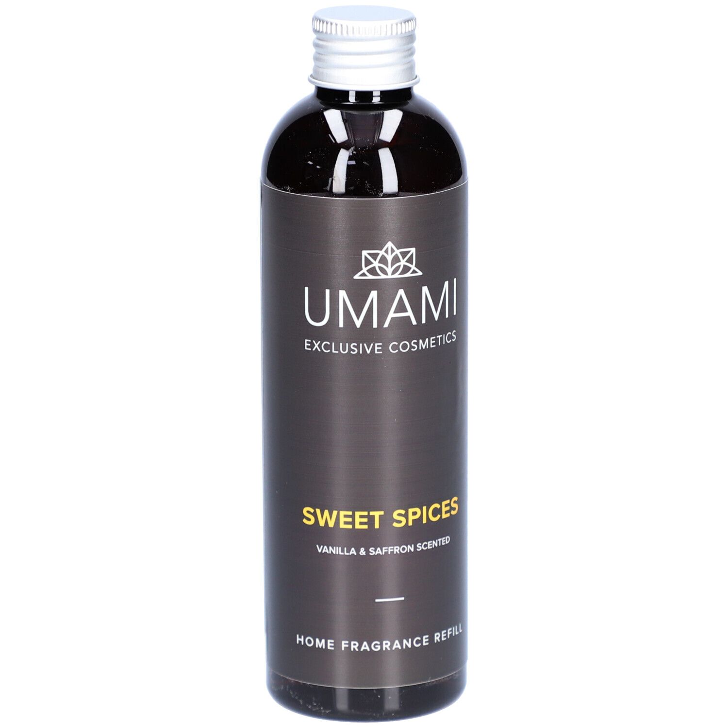 Donkere fles met zilveren dop. Opschrift: UMAMI, Sweet Spices, Vanille & Saffraan. Home Fragrance Refill.