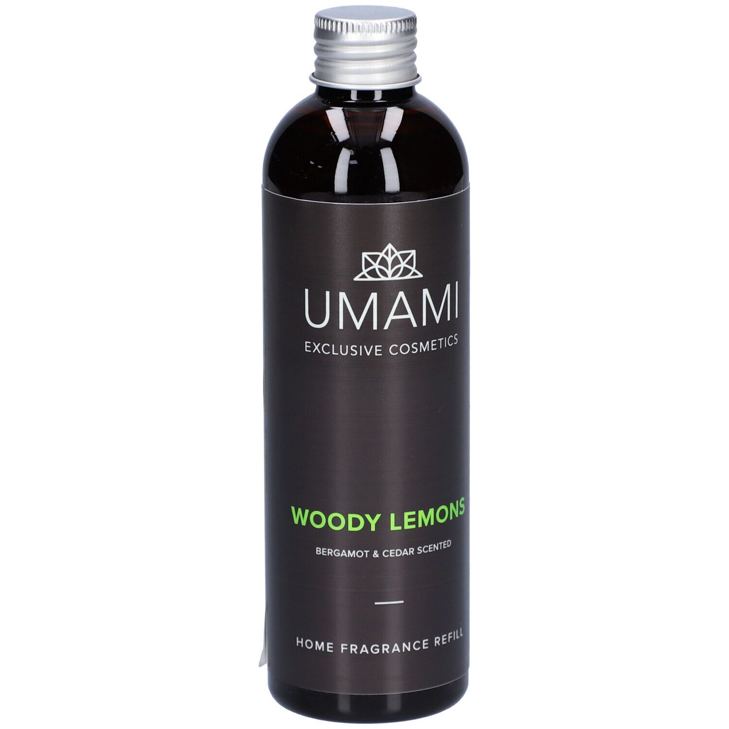 Flacon en verre brun avec bouchon argenté. Étiquette noire avec texte blanc: UMAMI, Woody Lemons, Home Fragrance Refill.