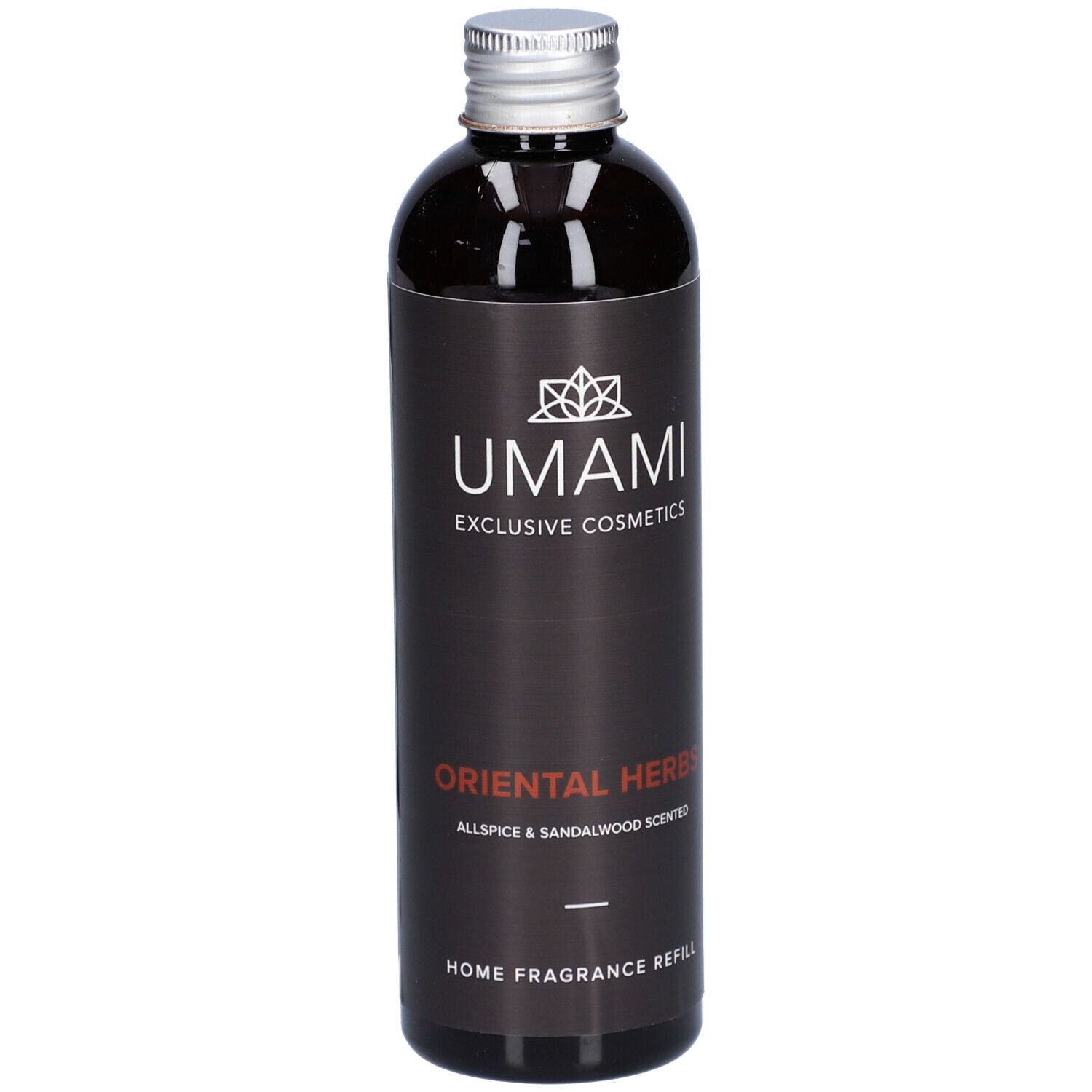 Bruine fles met zilveren dop. Opschrift: UMAMI, ORIENTAL HERBS, HOME FRAGRANCE REFILL.