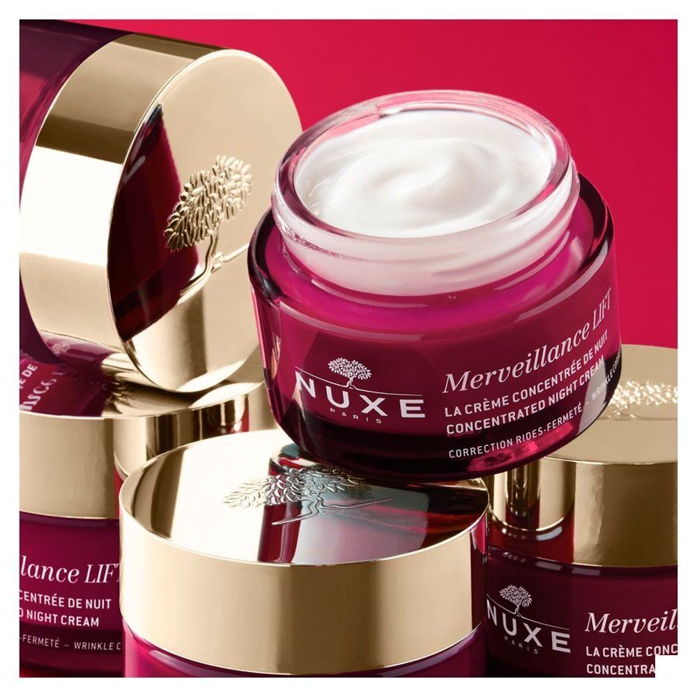 Pot Nuxe Merveillance LIFT crème de nuit avec accent sur le texte.