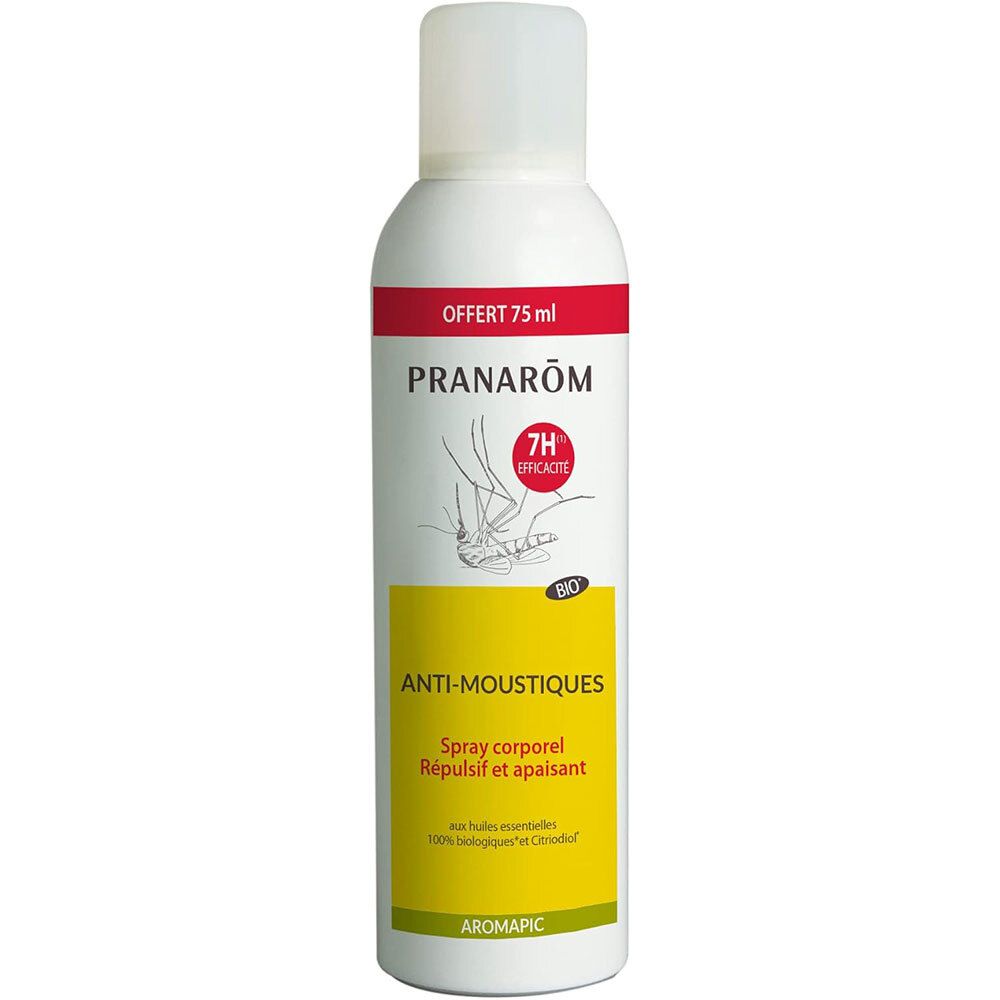 Witte sprayfles met rood en geel etiket. Tekst: PRANAROM, ANTI-MOUSTIQUES, Spray corporel. Bio-certificering.