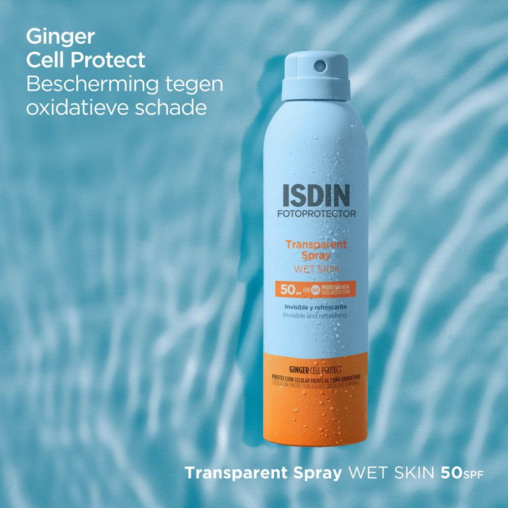 Blauwe en oranje sprayfles. ISDIN Fotoprotector Transparent Spray Wet Skin SPF50. Tekst: Ginger Cell Protect.
