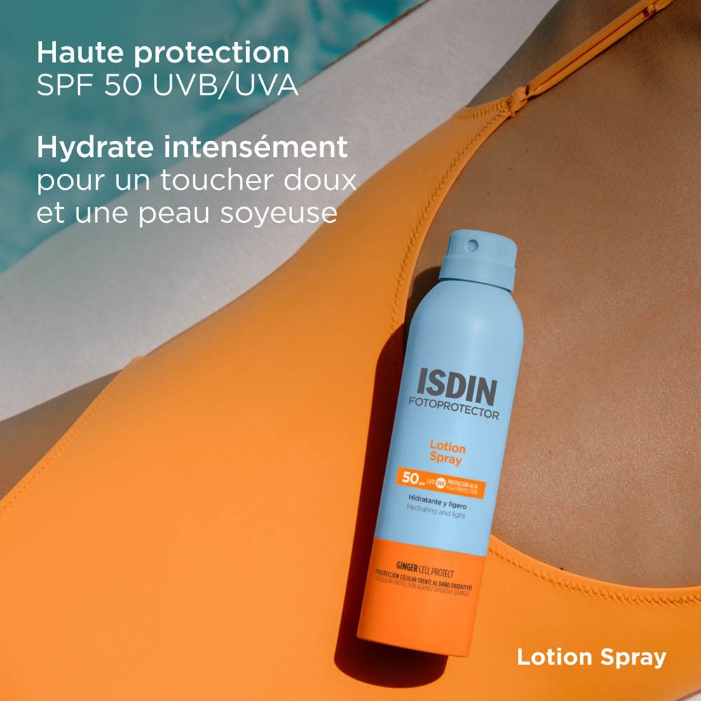 Produit sur le corps. ISDIN Fotoprotector Lotion Spray SPF 50. Texte : Haute protection, hydrate et illumine.