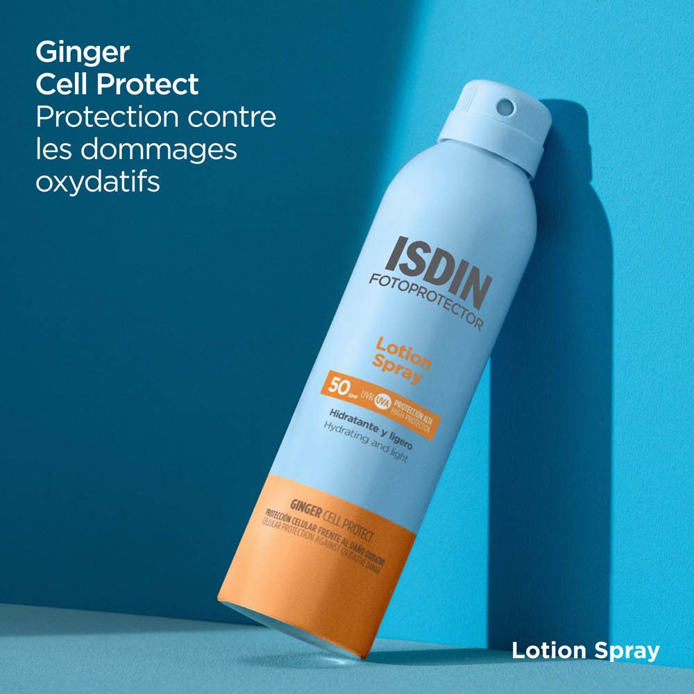 Flacon bleu sur fond bleu. ISDIN Fotoprotector Lotion Spray SPF 50. Texte : Ginger Cell Protect.