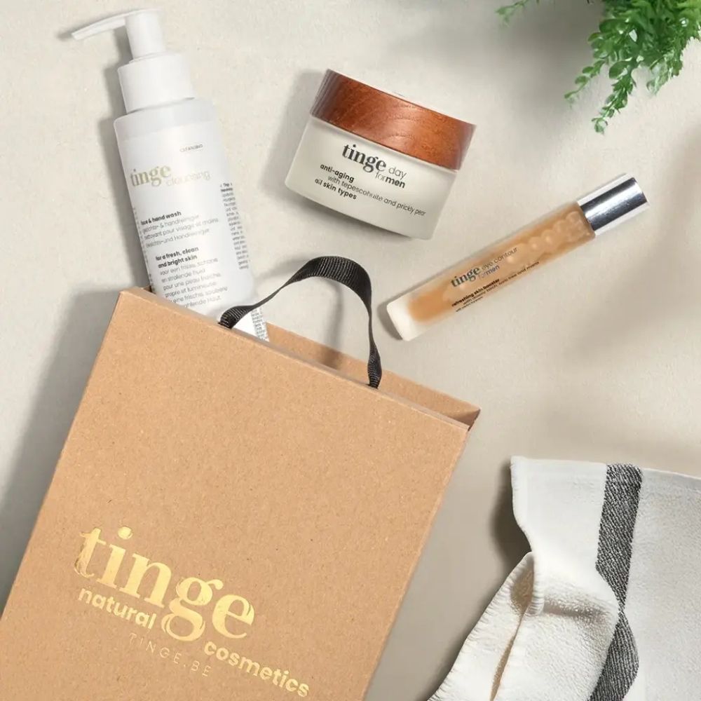Coffret cadeau Tinge for Men Anti-Âge, contenu déballé.