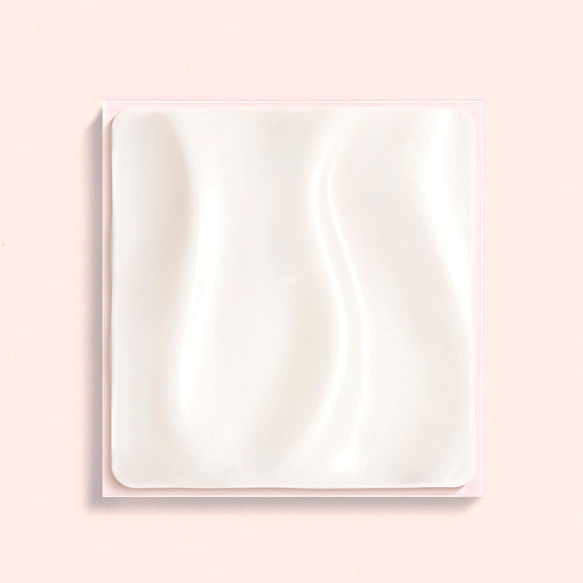 Vierkante witte crème op roze achtergrond. Afgeronde hoeken.