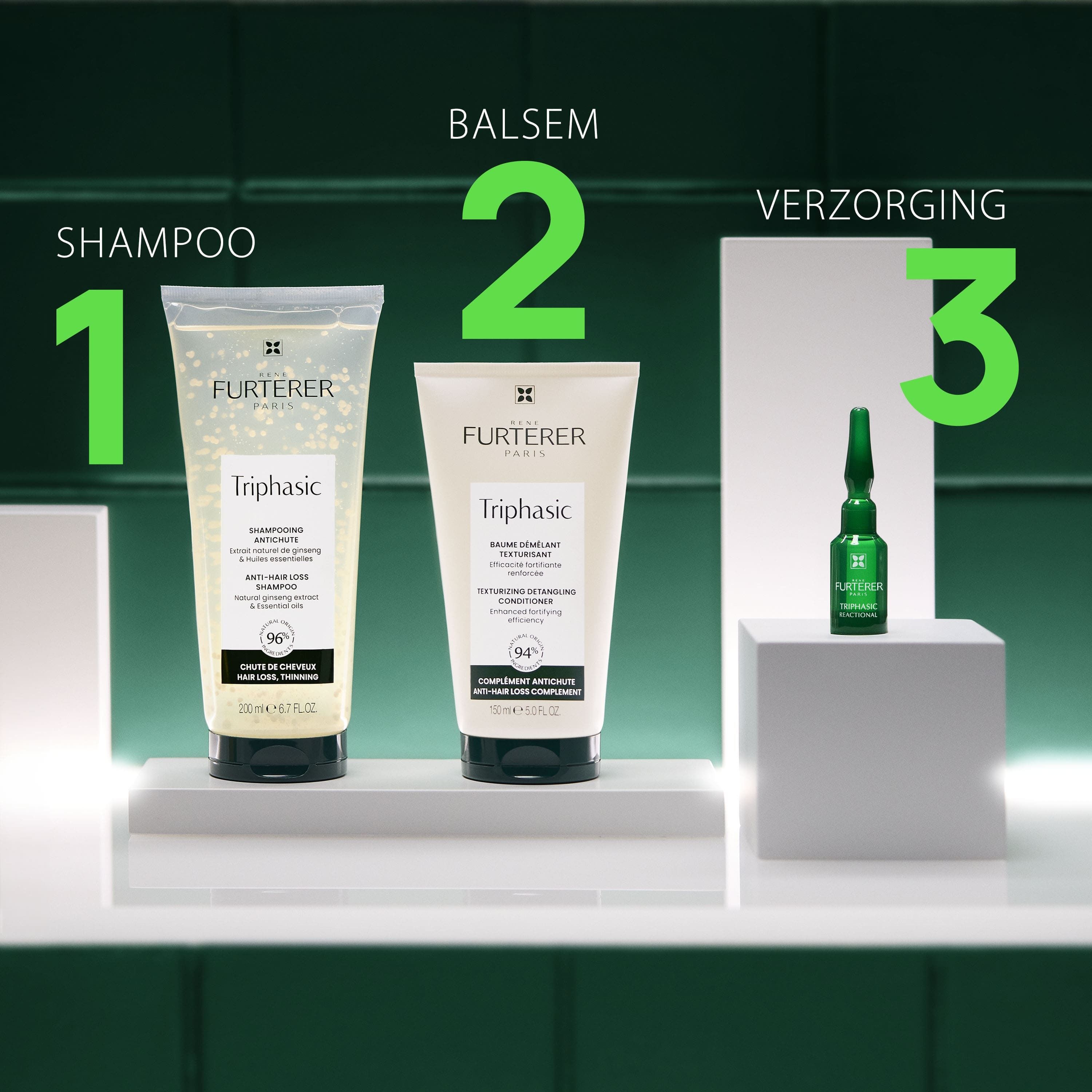 Drie producten. Shampoo, balsem en serum. Tekst: Shampoo, balsem, verzorging.