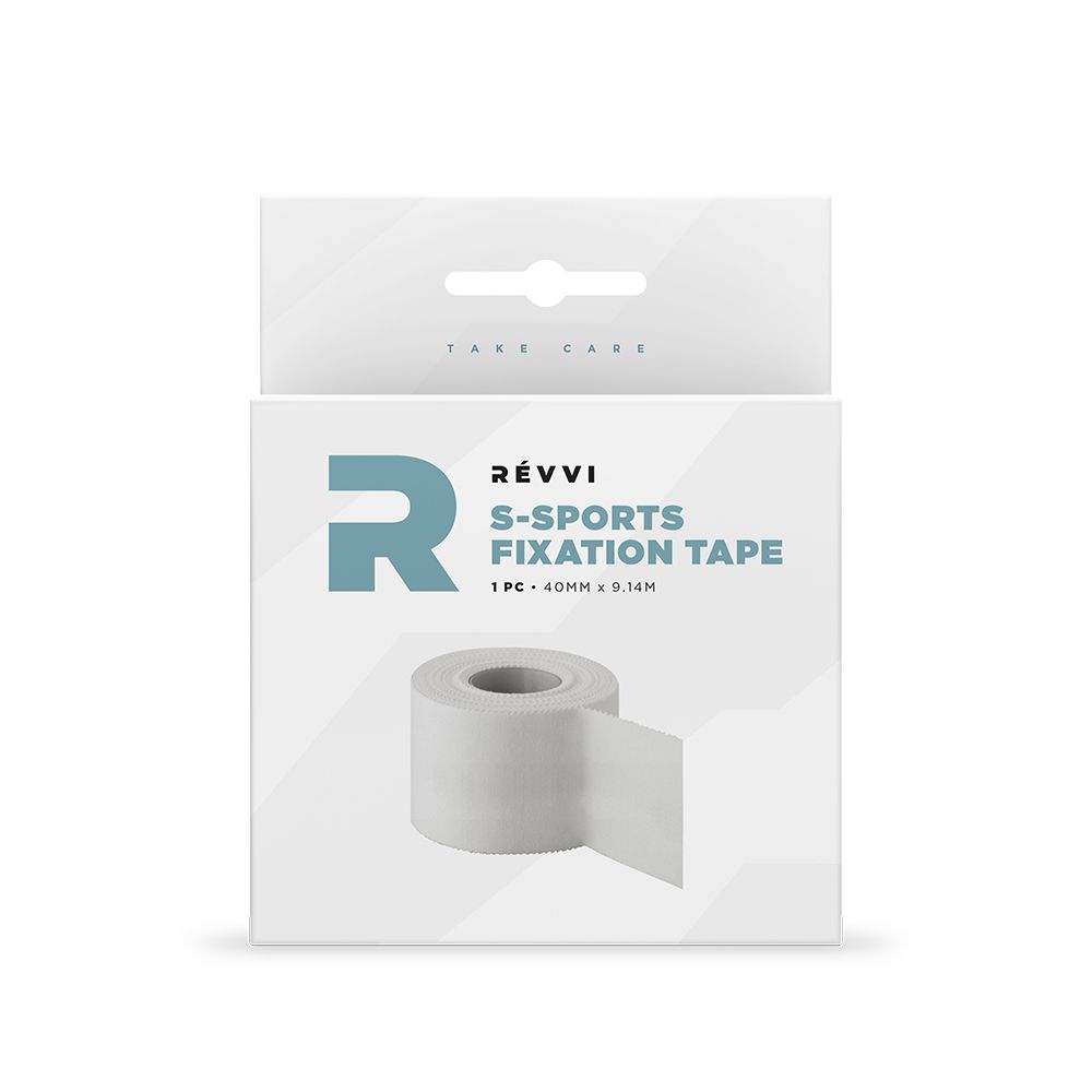 Rouleau blanc de S-Sports Fixation Tape dans une boîte. Inscriptions: Révvi, S-Sports Fixation Tape, 40 mm x 9,14 m.