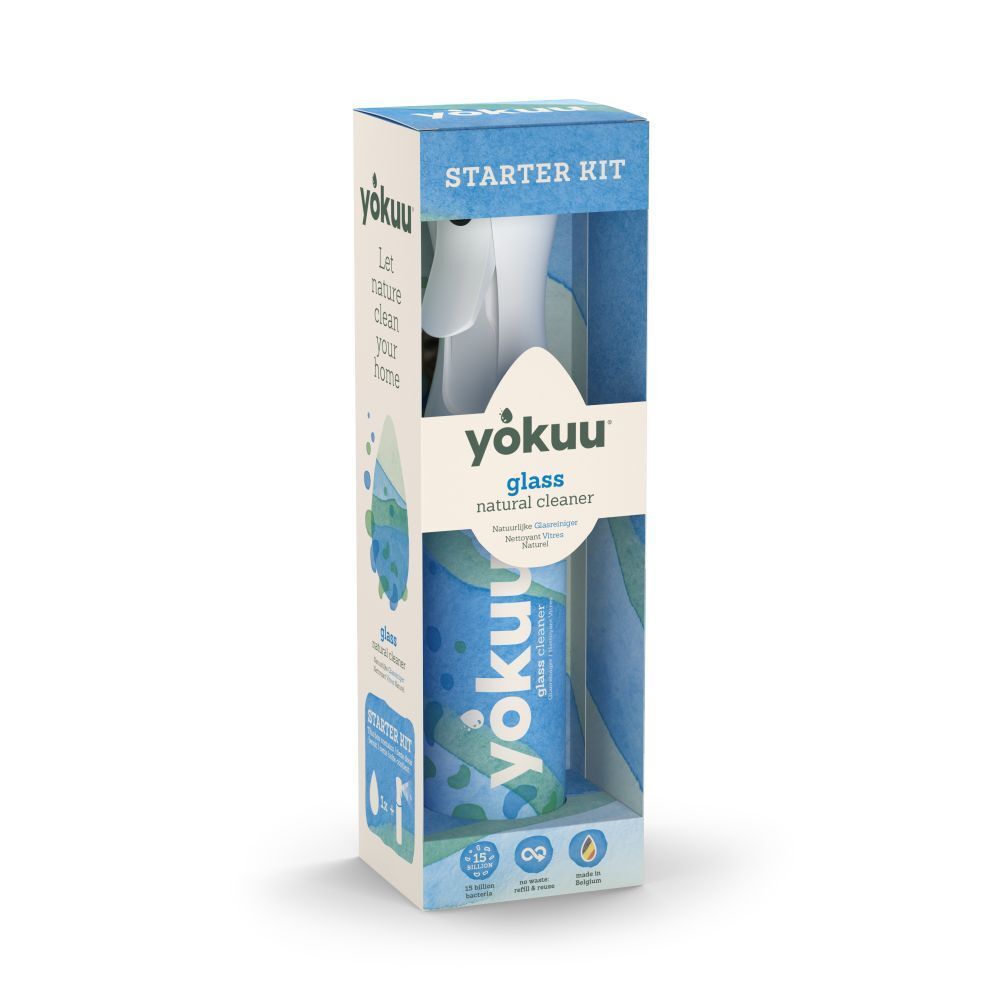 Verpakking van de yokuu Glasreiniger-Starter-Kit. Bevat een spuitfles en een doek. Blauwe en witte tinten.