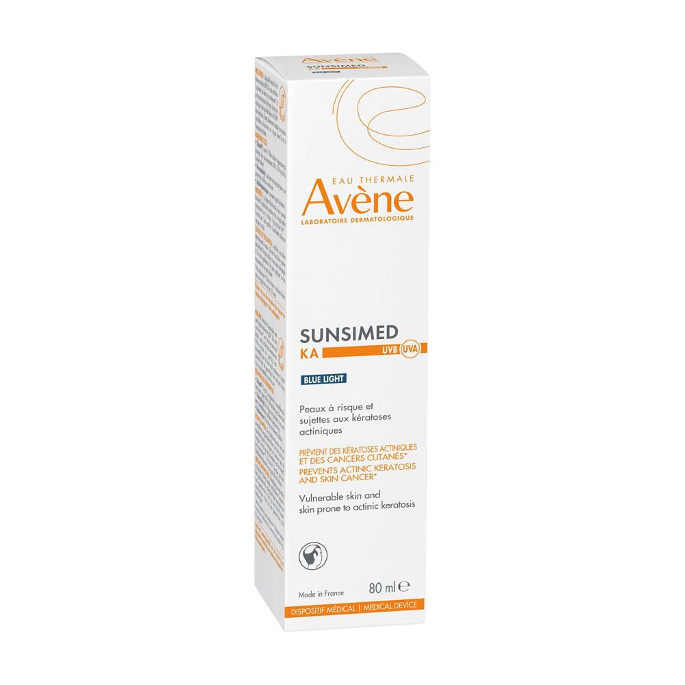 Doos Avène Solaire Sunsimed KA SPF 50+ Blue Light. Tekst en logo.