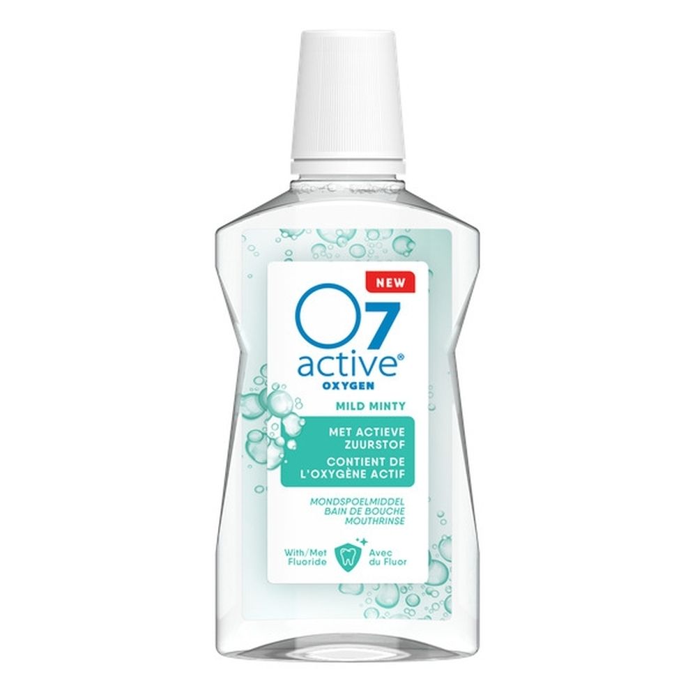Bouteille avec bouchon blanc et étiquette. Nom du produit et logo clairement visibles.