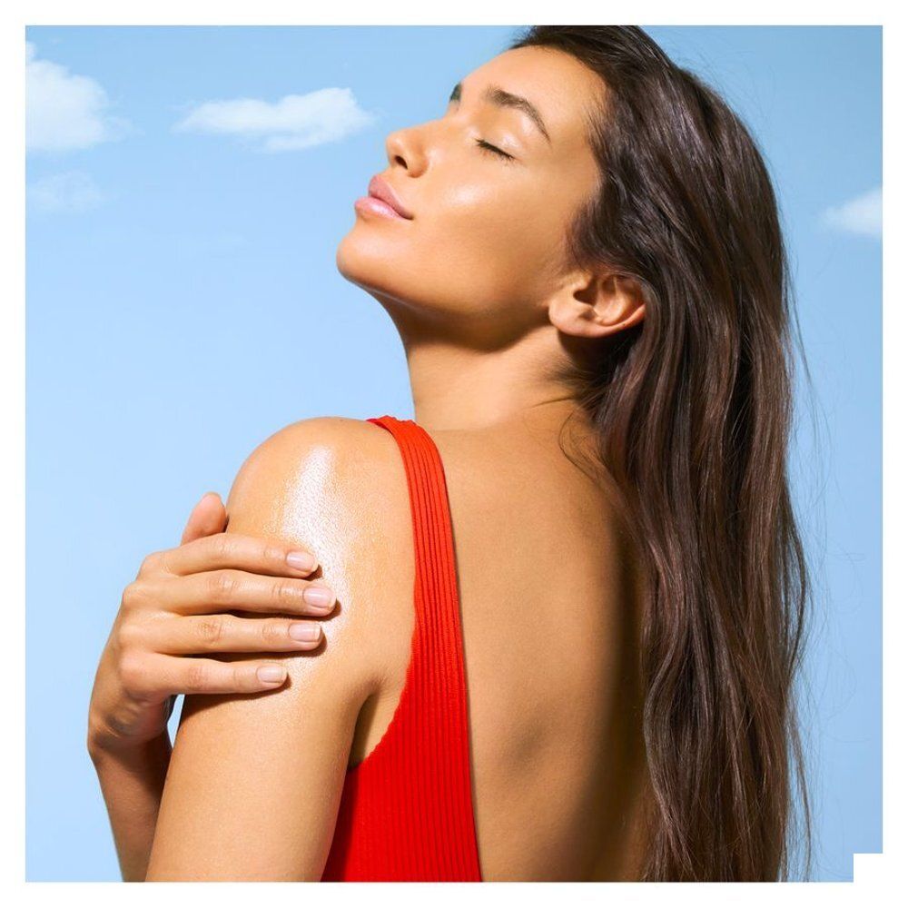 Huile Solaire Nuxe SPF 50, flacon spray 150ml.
