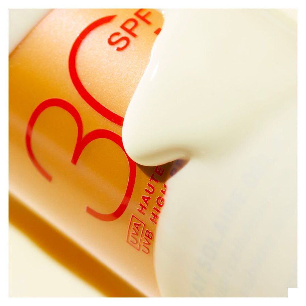 Nuxe zonnebrandspray SPF 30, 150ml, in water.